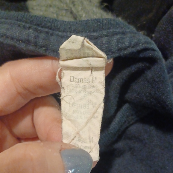 Represent EAST⚡️VAN - Women's Distressed Black T-Shirt - Small Med.⚡️ - Picture 4 of 5